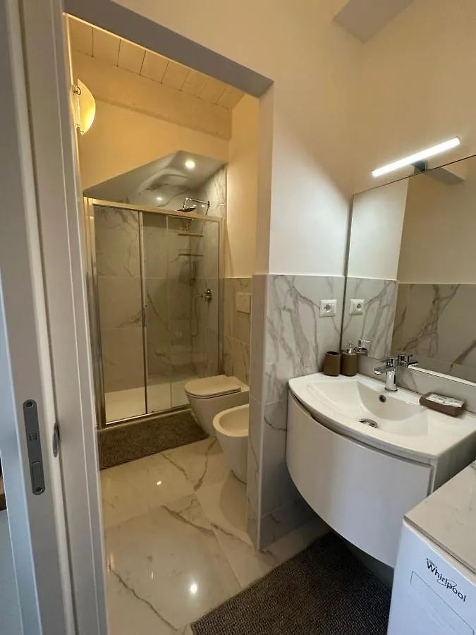 Nuovo Appartamento Milano Navigli Apartman